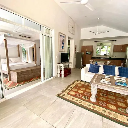 Saffron Villas Diani Beach Exterior photo