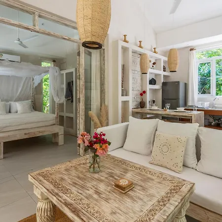 Saffron Villas Diani Beach Exterior photo