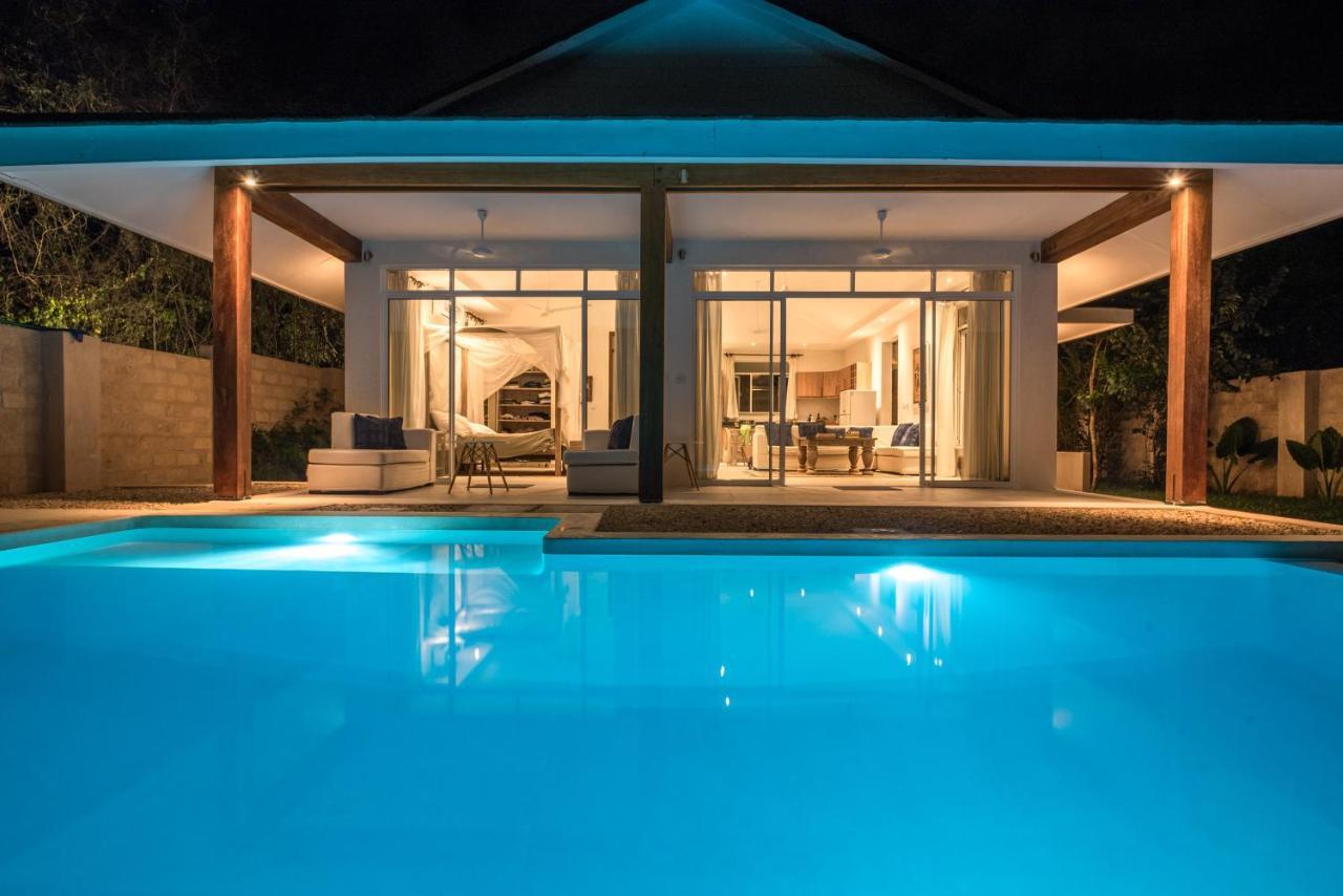 Villa Saffron *